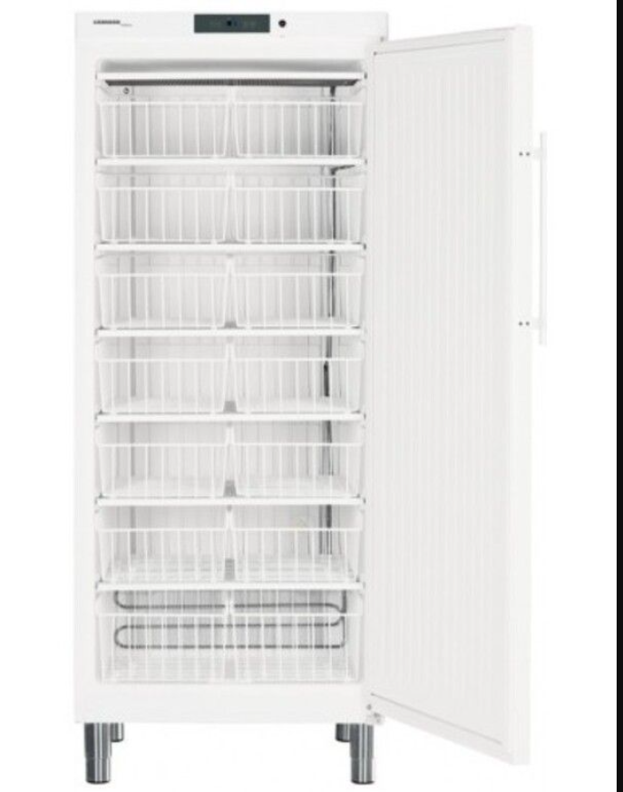 Liebherr GG 5210 Vertical Freezer Sngle Door - Image 3